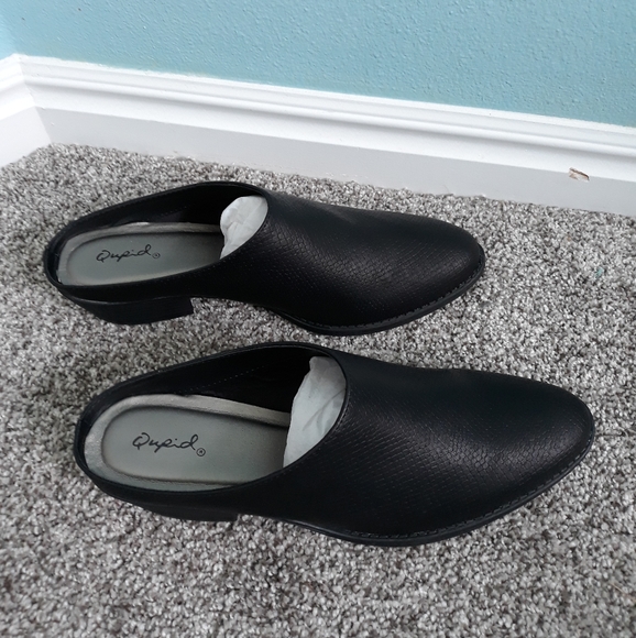 NWT Black Mules - Picture 2 of 4